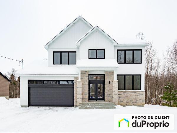 607, rue Adèle-Berthelot, St-Colomban à vendre