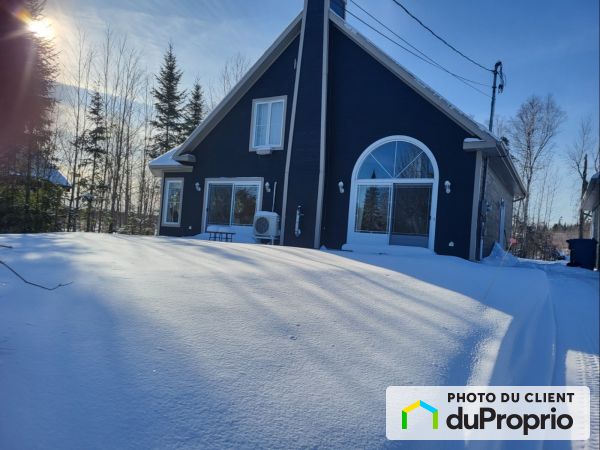 565 chemin du Hameau, Ste-Praxède for sale