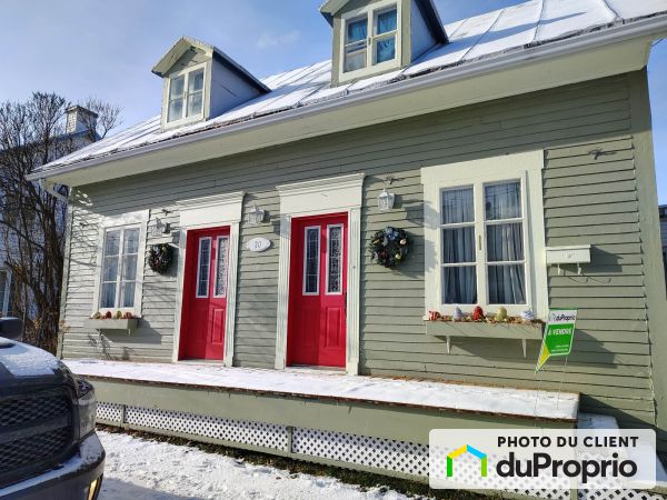 30 rue Massue, Varennes à vendre