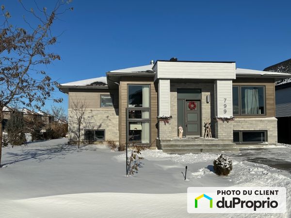 799, rue du Quatrain, Salaberry-De-Valleyfield à vendre