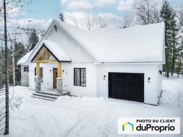 52, chemin des Potentilles, Ste-Anne-Des-Lacs à vendre