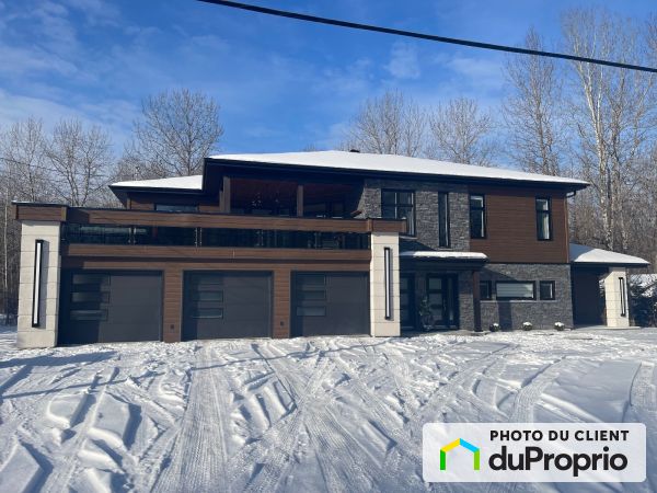 690, chemin de l&#39;Estran, Chicoutimi (Chicoutimi) à vendre