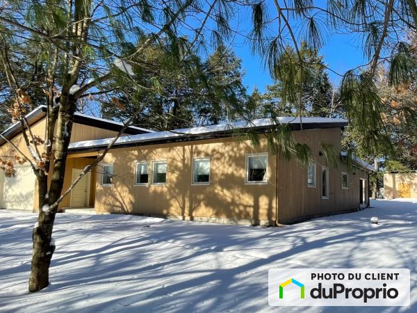 137 rue Paquette, Shefford for sale