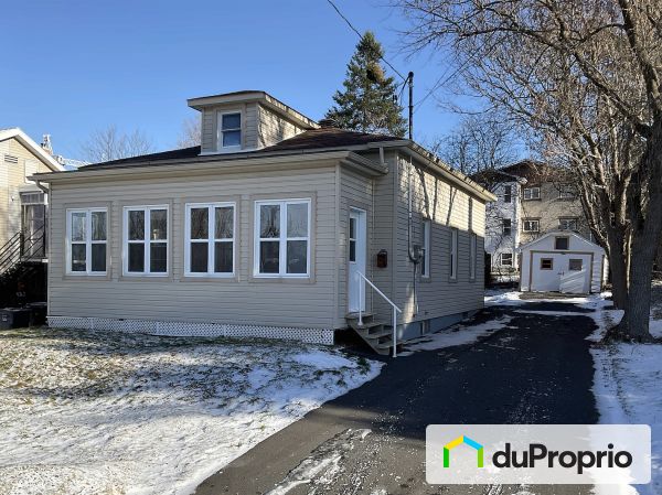 1098 rue Sainte-Thérése, Sherbrooke (Mont-Bellevue) for sale
