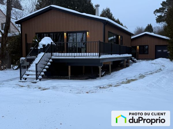 3010, chemin du Tour-du-Lac, Herouxville à vendre