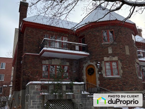 224-226, avenue Willowdale, Outremont for sale