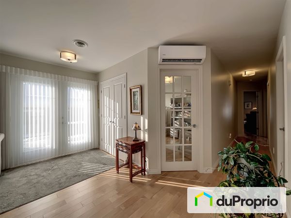 Hall - 1081 rue Albert-Charpentier, Sherbrooke (Jacques-Cartier) for sale