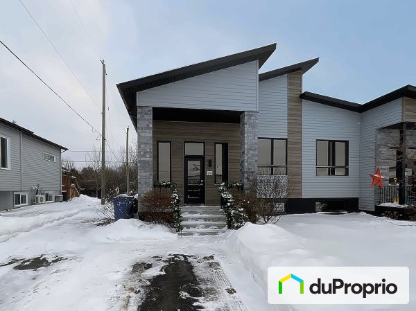 179, rue des Commissaires, Granby à vendre