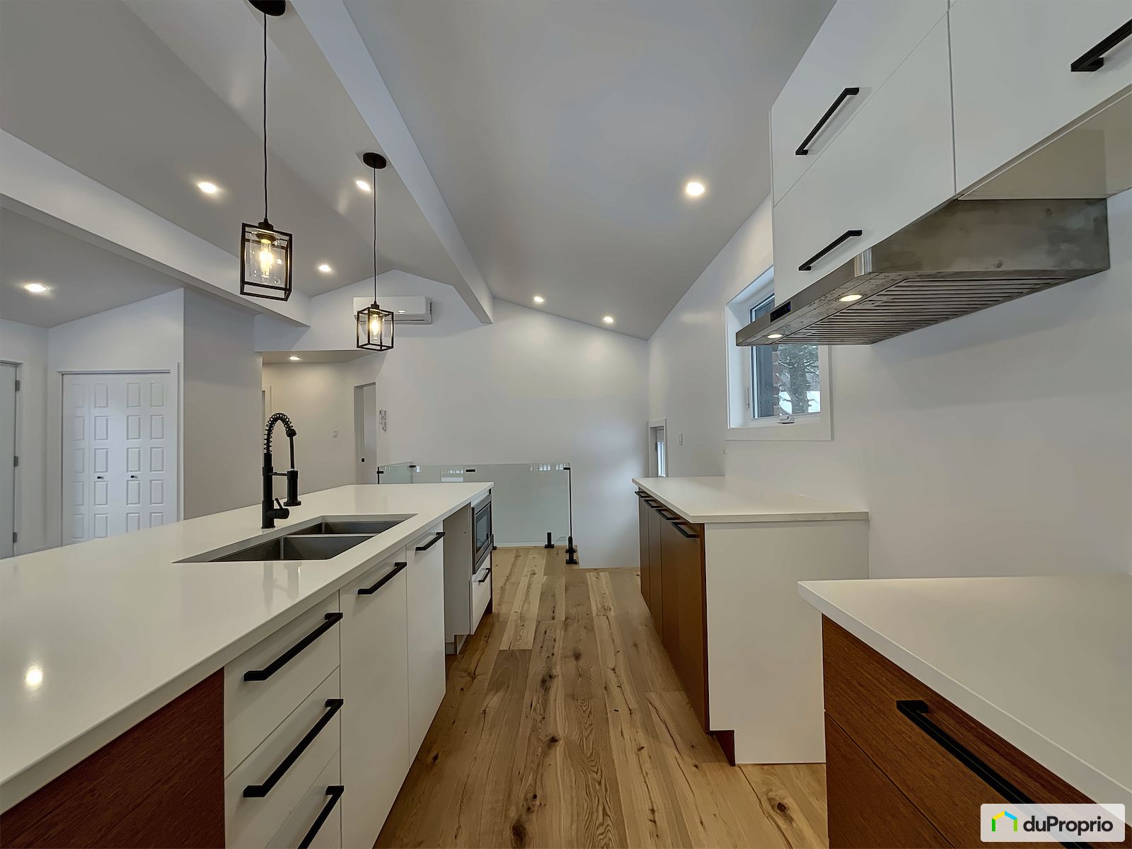 23 Rue Valois — photo 1