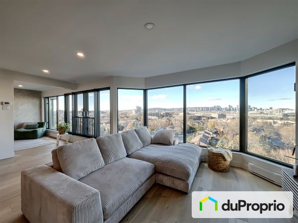 1006-50 rue Berlioz, Verdun for sale