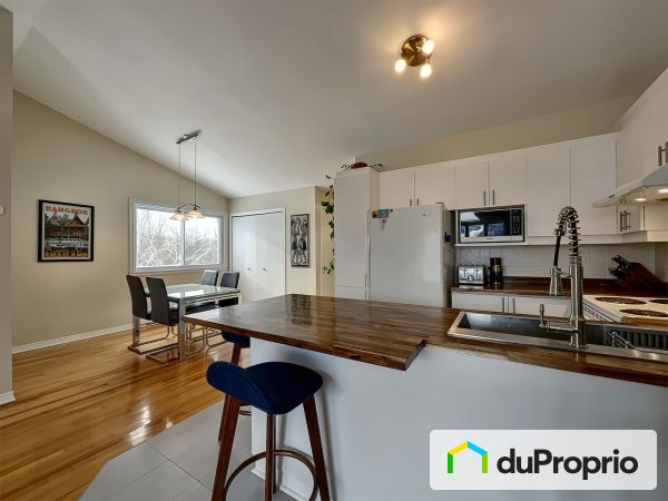 303-14585 rue Sherbrooke Est, Pointe-Aux-Trembles / Montréal-Est for sale