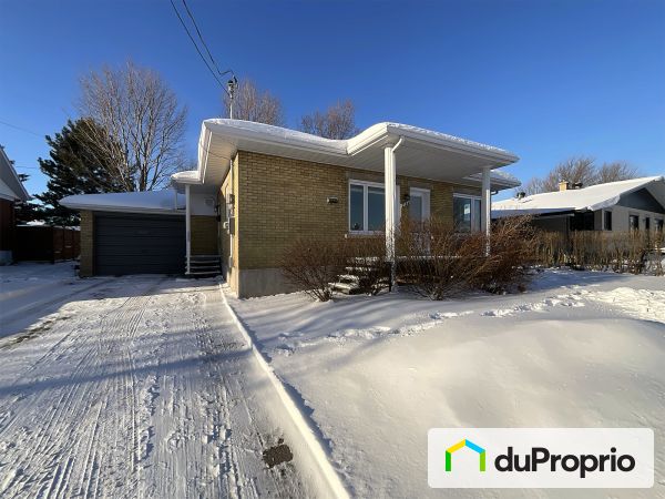 1877 rue Mercure, Plessisville for sale