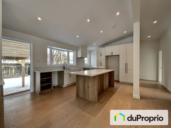 Cuisine - 2, croissants des Dirigeants, Repentigny (Le Gardeur) à vendre