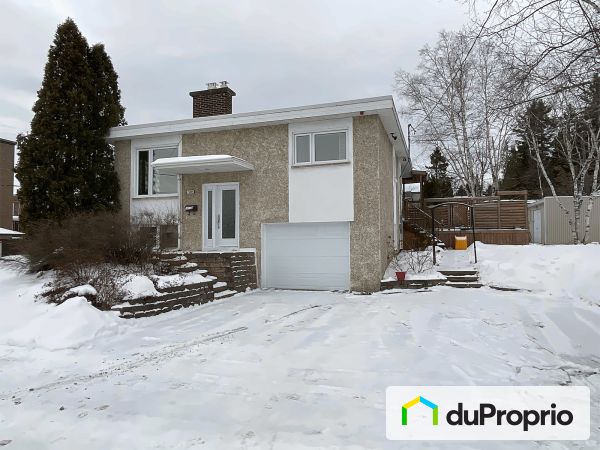 1431 2e avenue, La Baie for sale