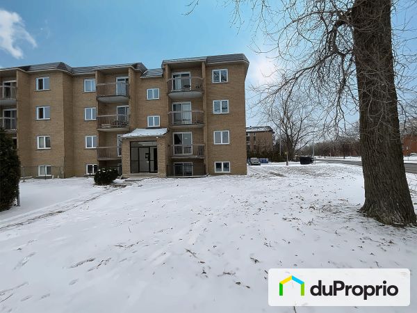 4-75 boulevard Jean-Paul-Vincent, Longueuil (Vieux-Longueuil) for sale