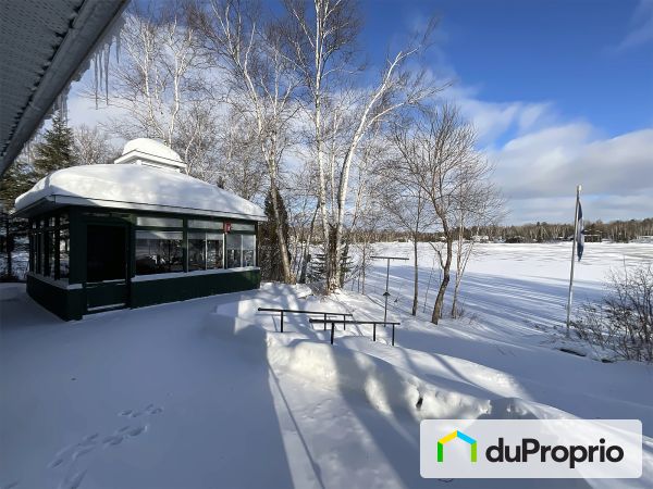 Dînette - 1550, 15e chemin, L'Ascension-De-Notre-Seigneur à vendre