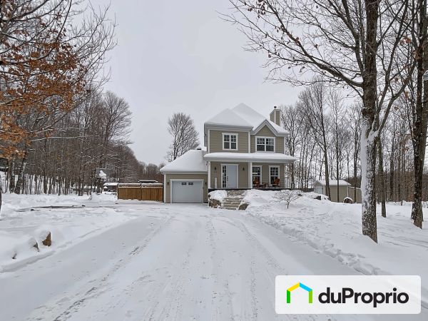 235, rue Marc-Aurele-Fortin, Lachute à vendre