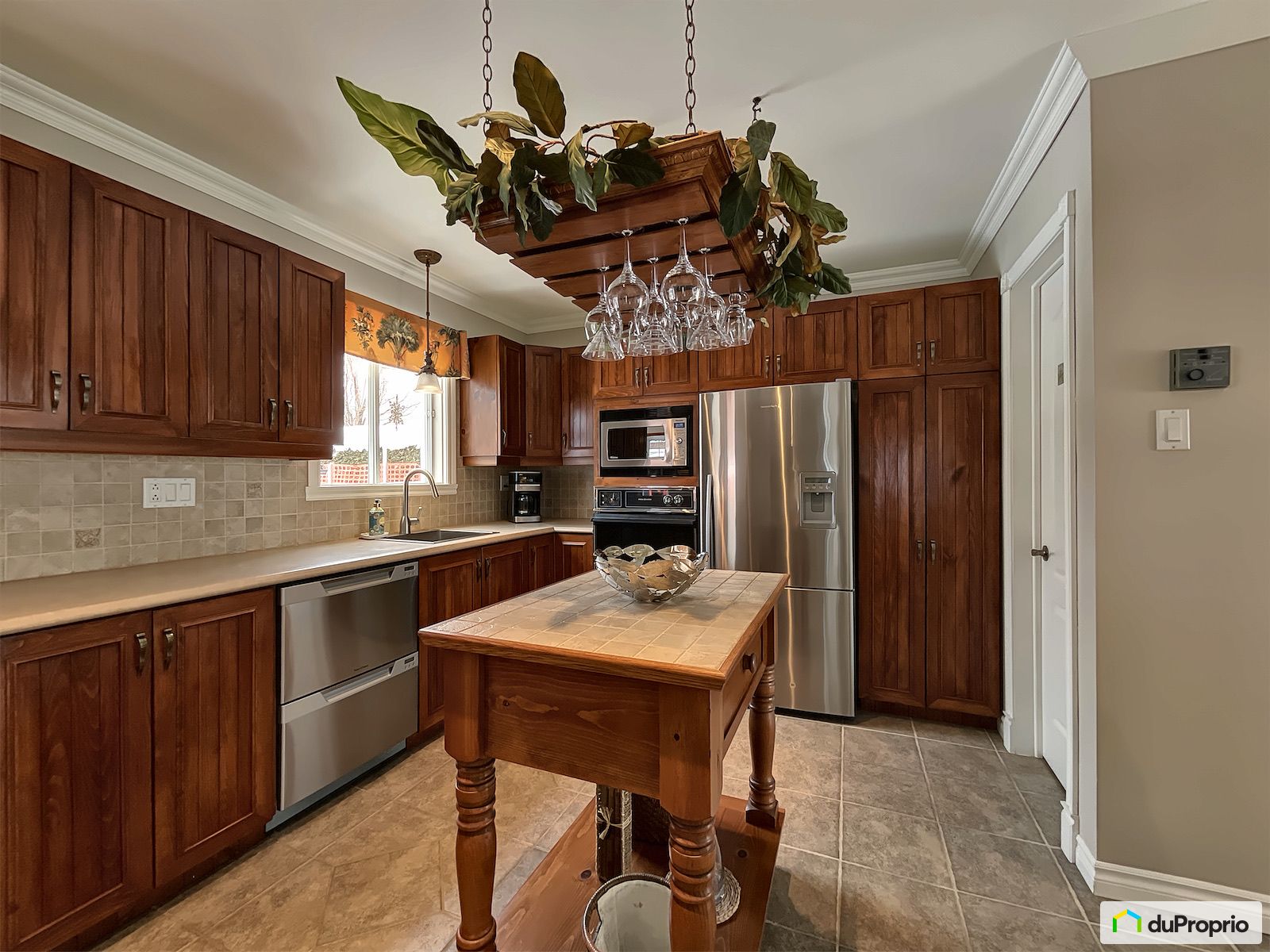 1199 Rue Chateaubriand — photo 3
