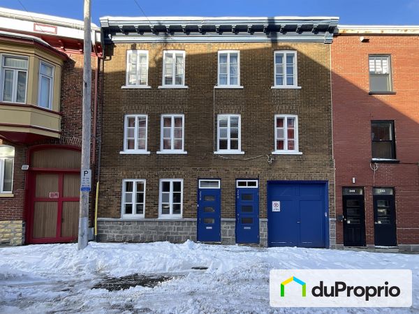 236-238-240, rue de la Tourelle, St-Jean-Baptiste à vendre