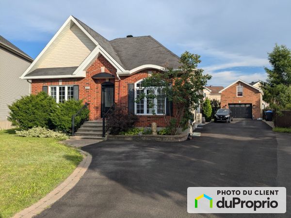 260, Grand Fontaine, St-Jean-sur-Richelieu (Iberville) à vendre