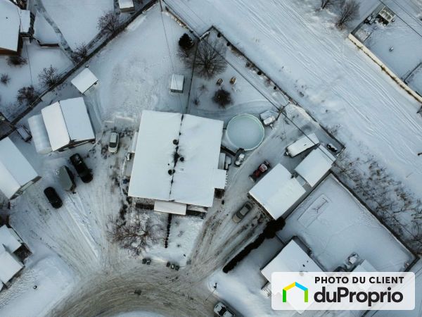 Vue aérienne - 86, rue Garnier, Sept-Iles à vendre