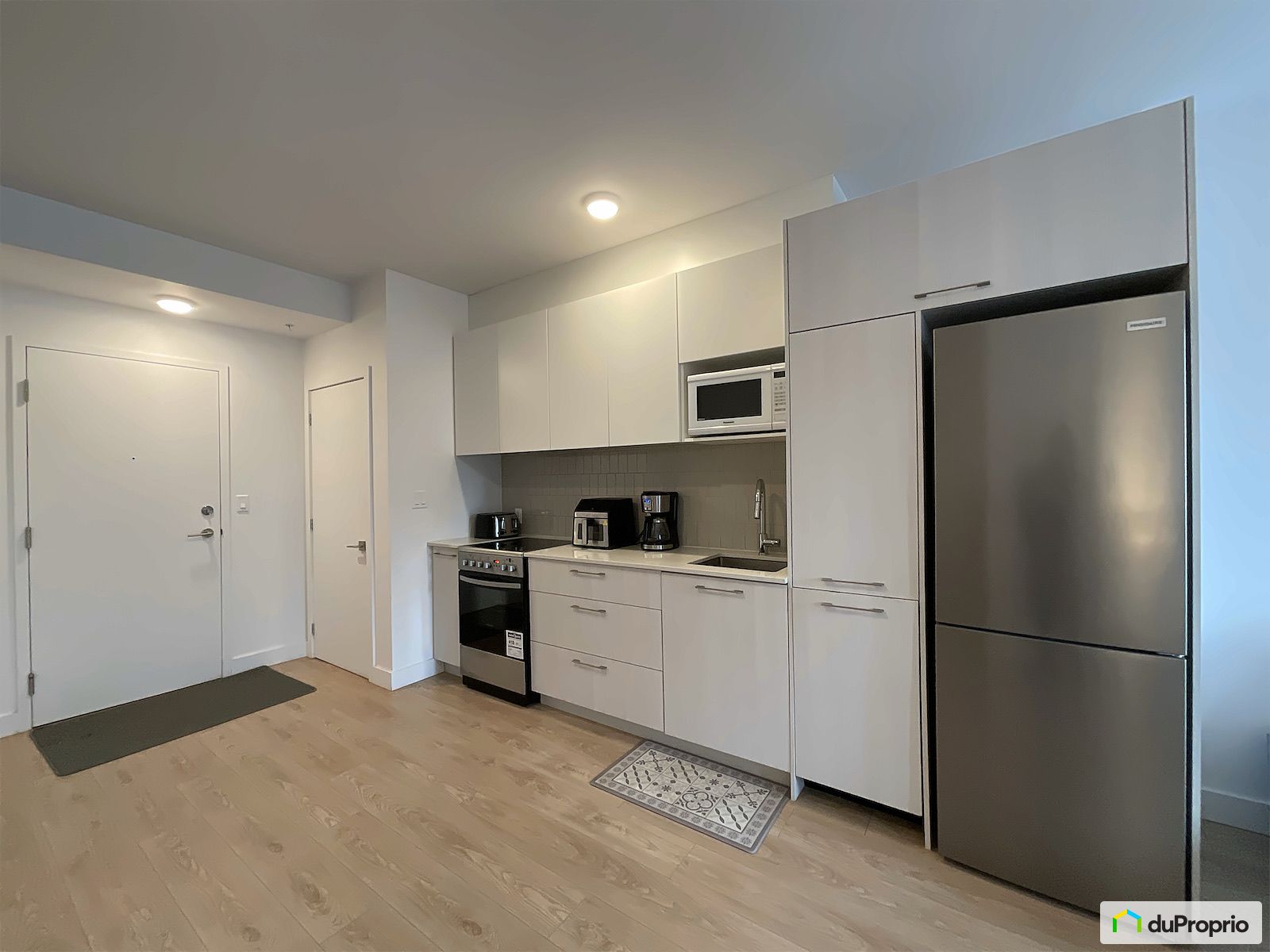 306 10 Avenue Donegani — photo 2