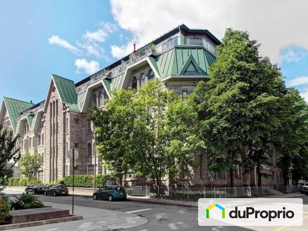 Summer Front - 304-545 rue Jacques-Parizeau, Vieux-Québec for sale