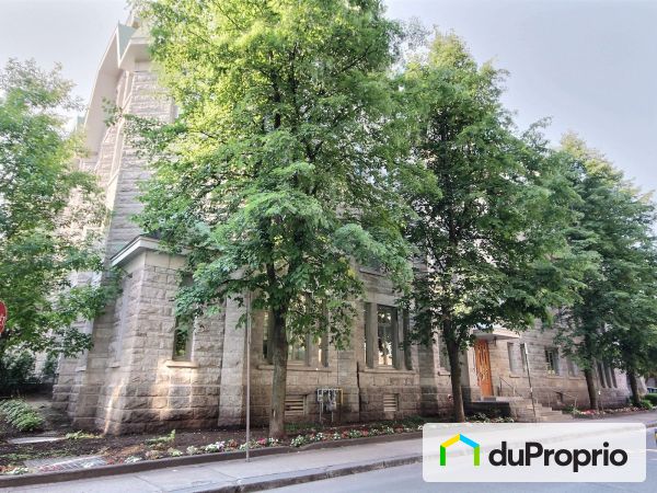 304-545 rue Jacques-Parizeau, Vieux-Québec for sale