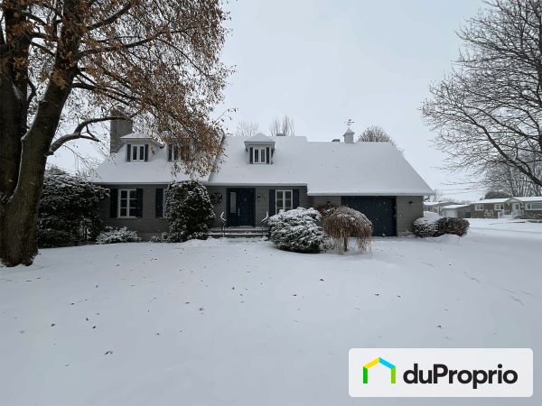 256 rue Marie-Antoinette, St-Jean-sur-Richelieu (St-Luc) for sale