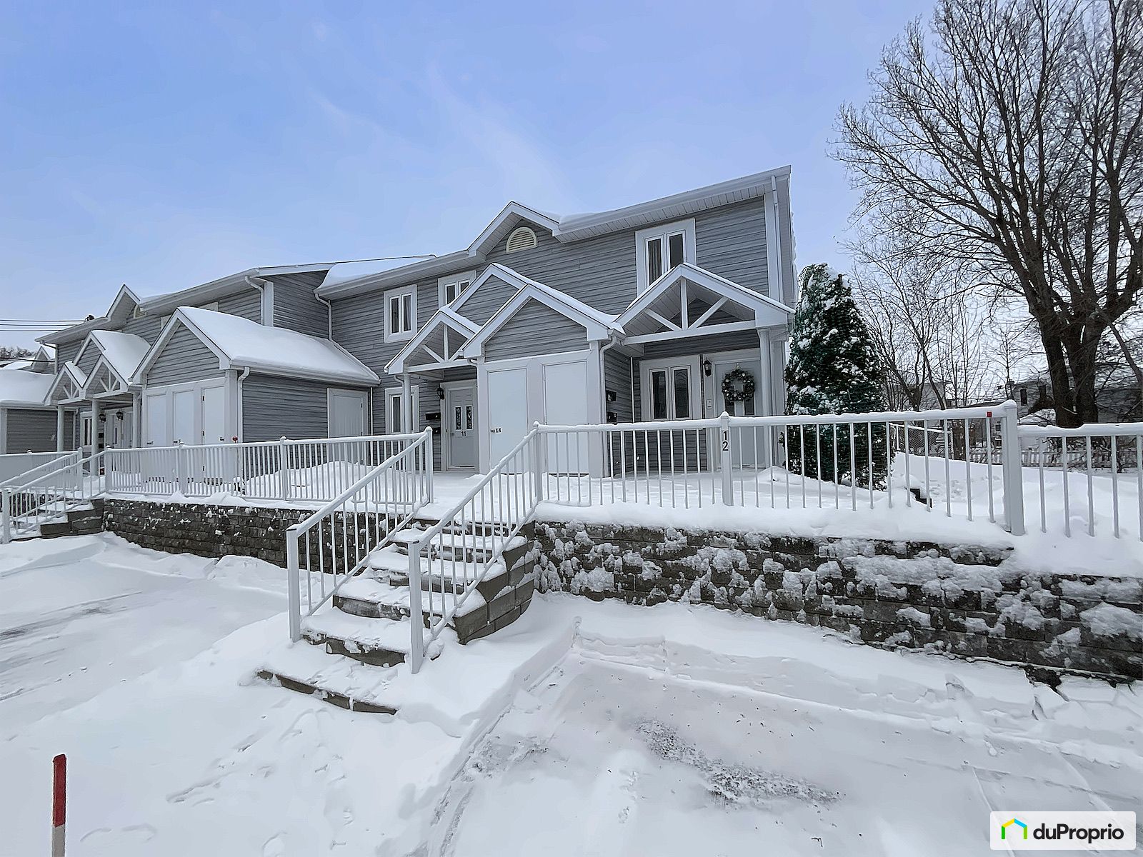 13 243 Rue Saint Robert — photo 1