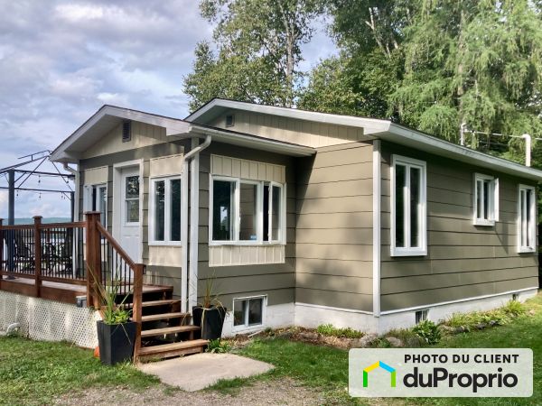 18 chemin Lacroix, Kiamika for sale