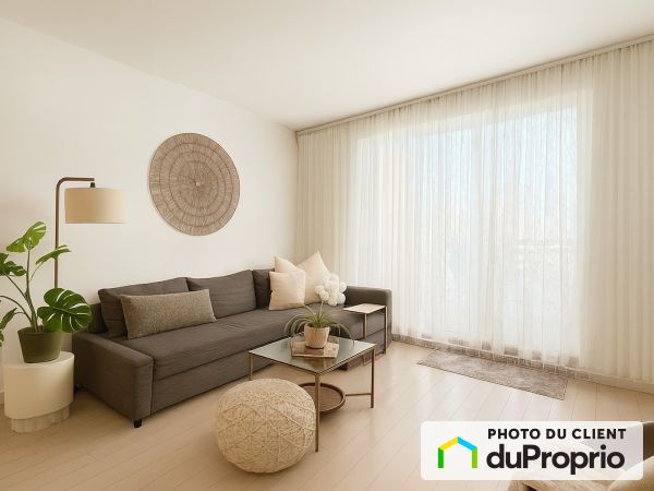 Apartment Living Room - 207-740 32e Avenue, Lachine for sale