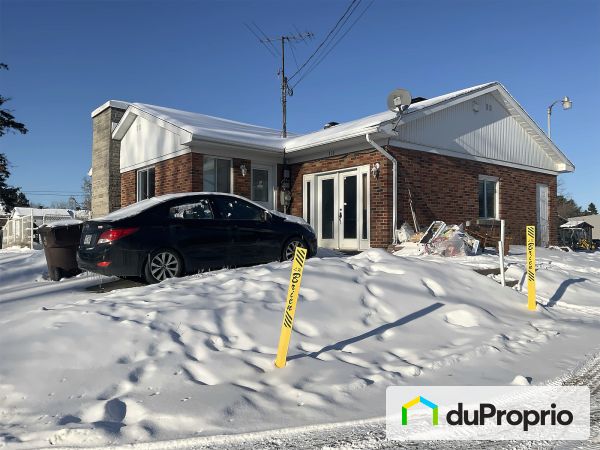 859 12e Avenue, St-Lin-Laurentides for sale