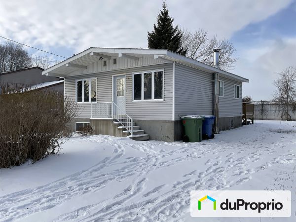 51, rue Blais, St-Constant à vendre