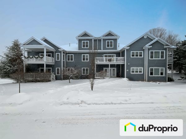 102-100 rue Marcel-R.-Bergeron, Bromont for sale