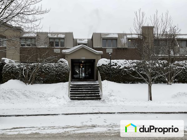 408-1825, rue Dunant, St-Bruno-De-Montarville à vendre