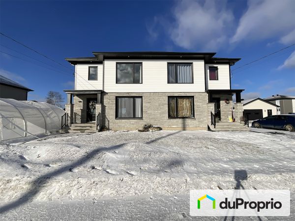 2015, 147e rue, St-Georges à vendre