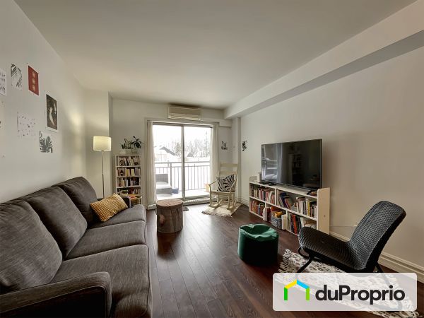 Salon - 112-8525, boulevard Cloutier, Charlesbourg à vendre