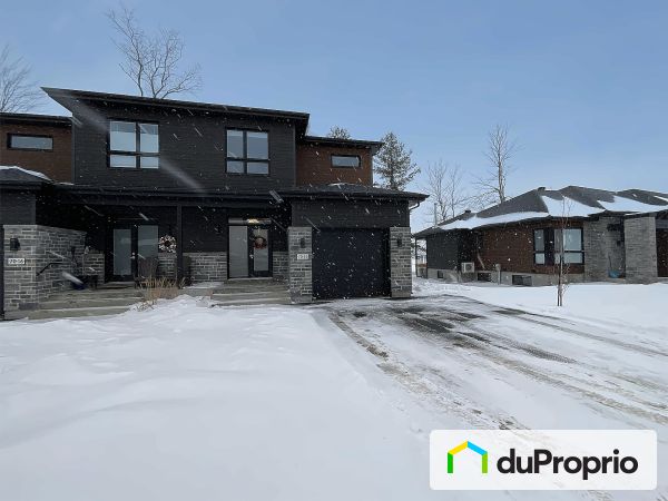 70-14, rue de Jade, Bromont à vendre