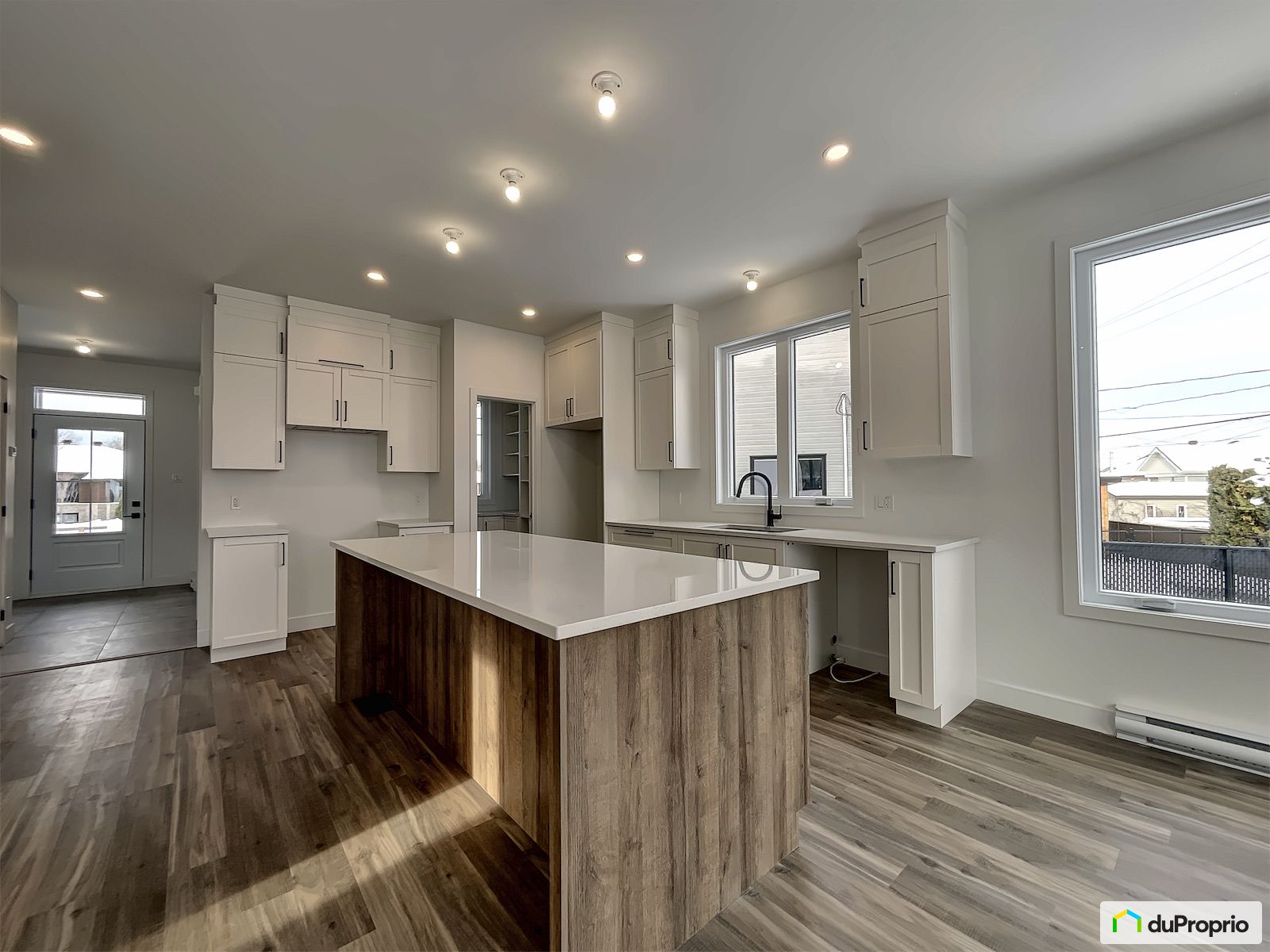 26 Rue Denise Cloutier Bergero — photo 2