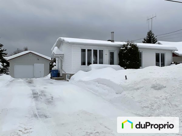 322 3e Rue Nord, St-Nazaire for sale