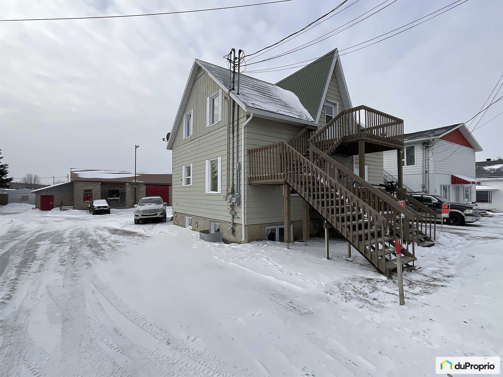 677 679 Rue Principale — photo 1