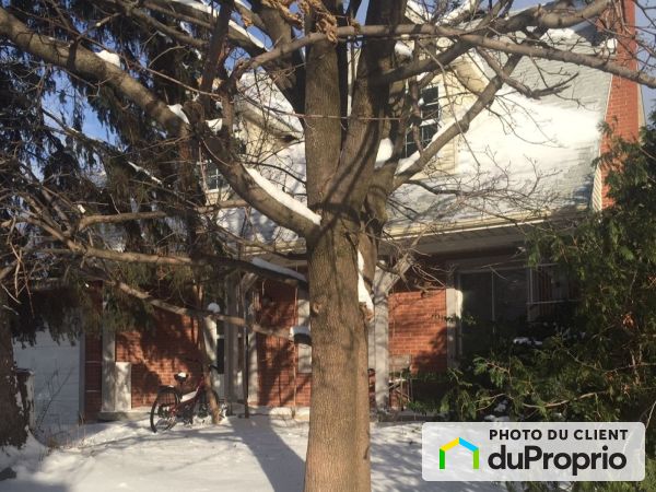 1565 croissant Tolstoi, Brossard à vendre