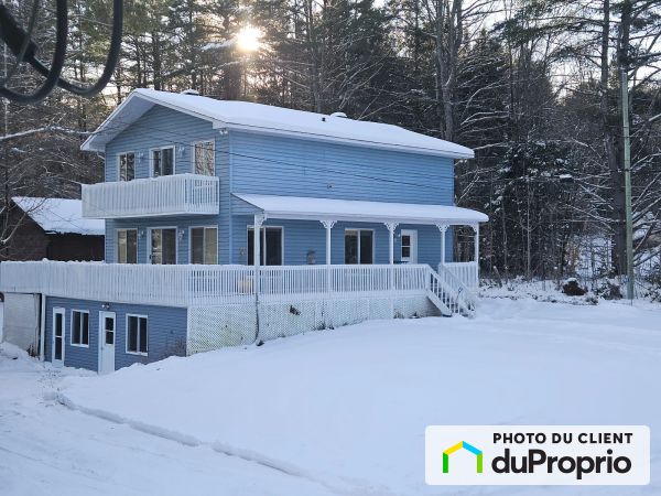 39-41 chemin du Bord de l'Eau, Val-Des-Monts à vendre