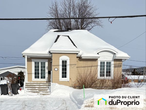 680 rue Hallé, Lévis for sale