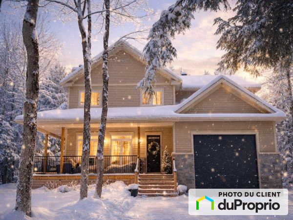 Winter Front - 36 rue des Berges, Ste-Catherine-De-Hatley for sale