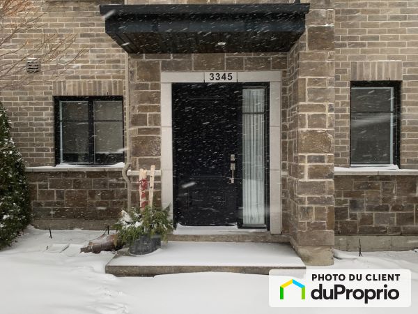 3345, rue Joachim-Du Bellay, Chomedey à vendre