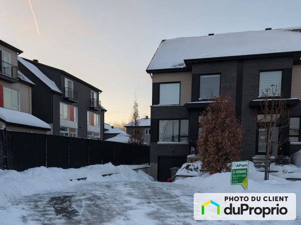 106 rue Racine, St-Constant for sale