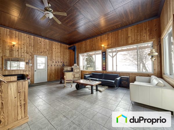 Great Room - 22 rang Saint-Francois-Xavier, Ste-Cecile-De-Levrard for sale