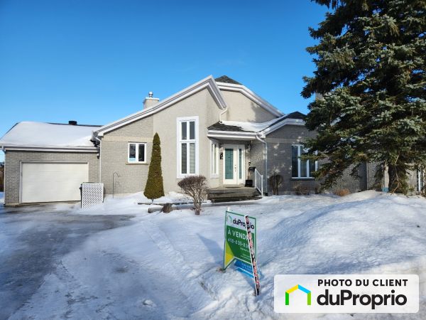 Winter Front - 717 rue des Voitures-d'Eau, Lévis for sale